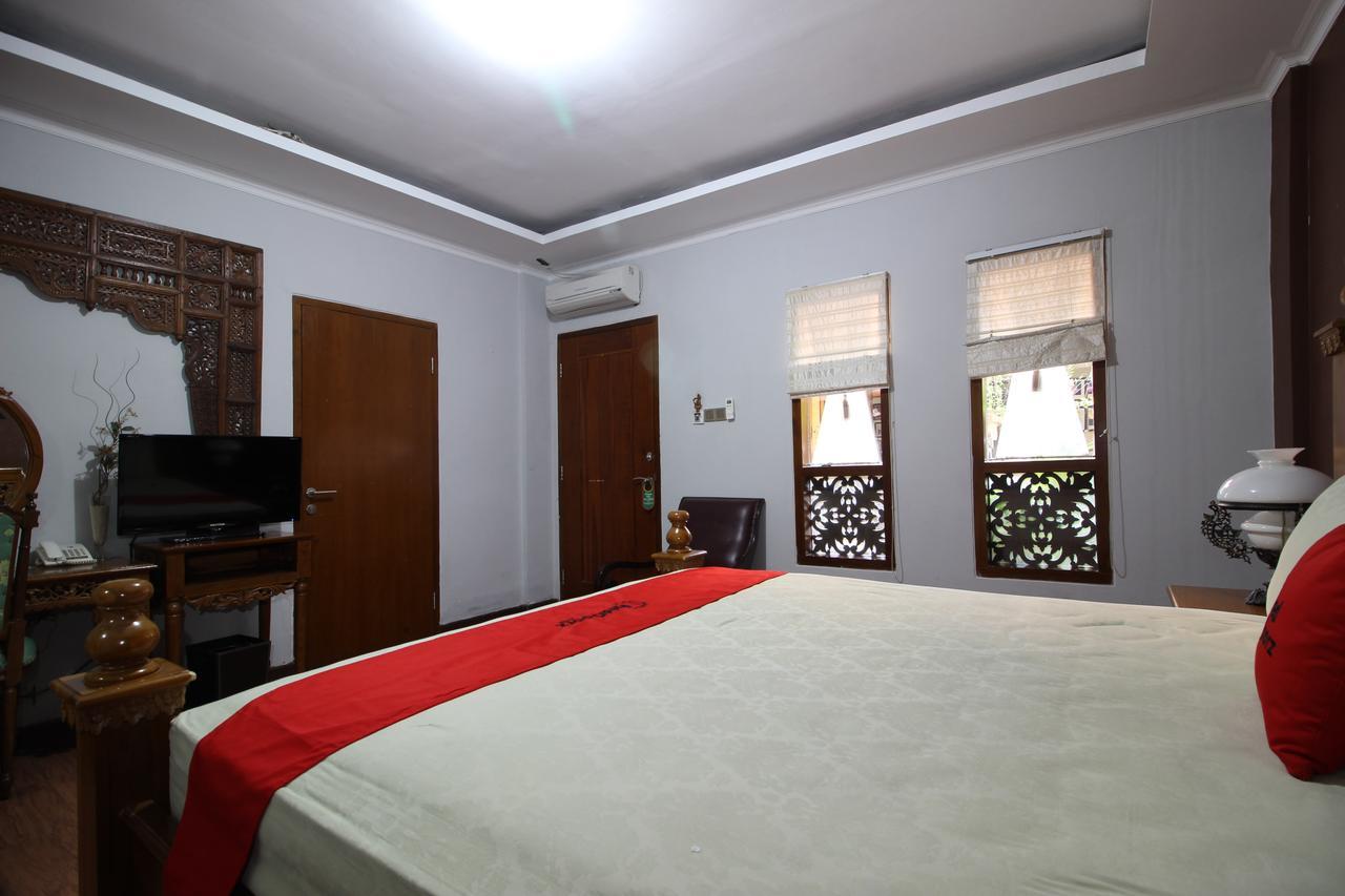 Reddoorz Plus Near Tugu Jogja 2 Yogyakarta Exterior foto